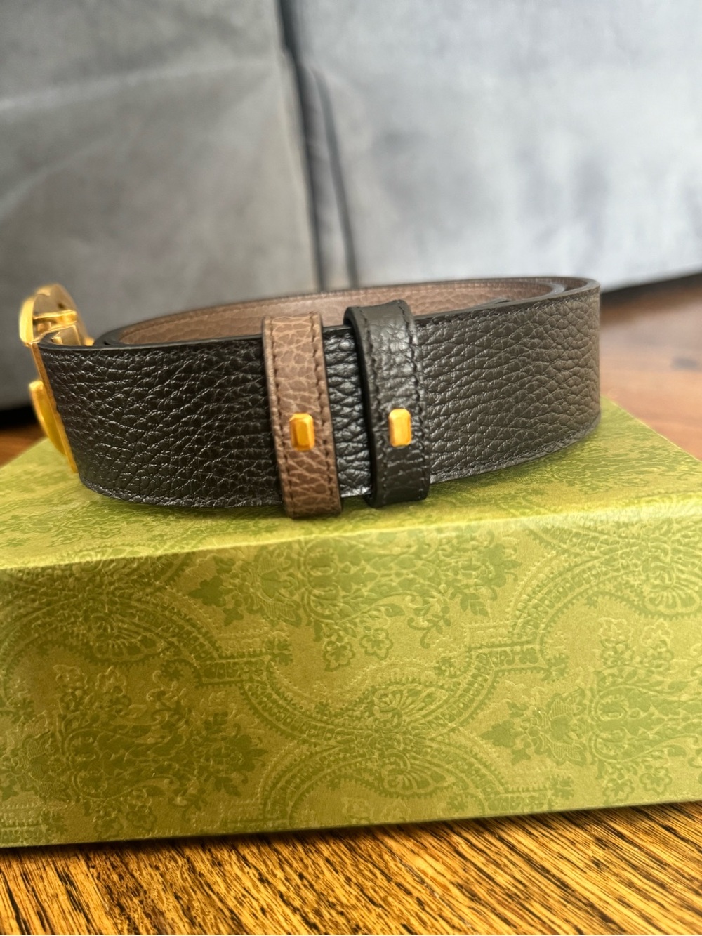 NWT Gucci  Reversible Pebbled Leather Belt with Gold Double GG Buckle - Picture 6 of 11